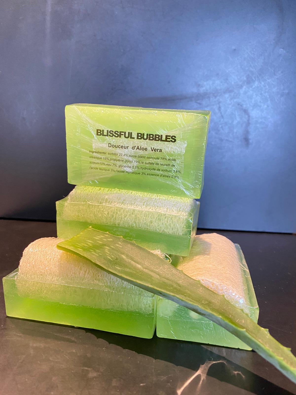 Savon Exfoliant 2-en-1 – Peau douce, lisse et éclatante dès les premiers jours