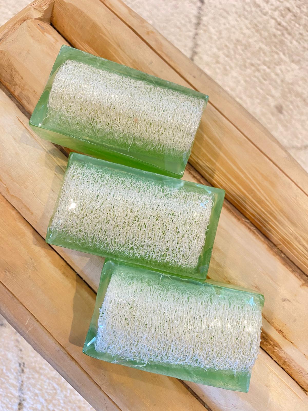 Savon Exfoliant 2-en-1 – Peau douce, lisse et éclatante dès les premiers jours