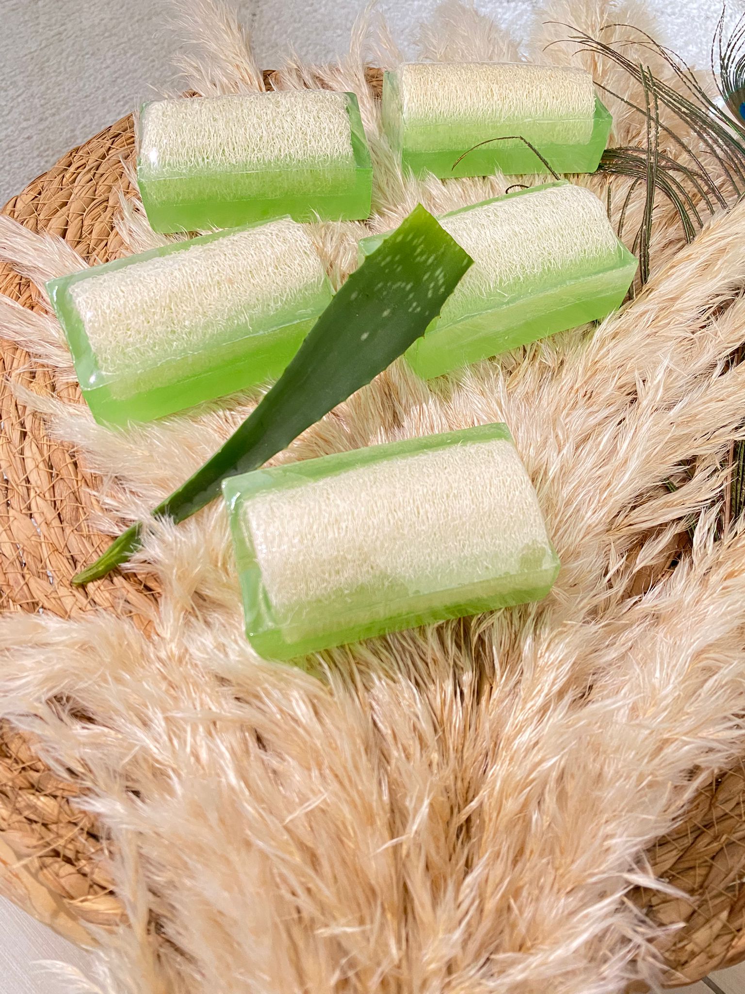 Savon Exfoliant 2-en-1 – Peau douce, lisse et éclatante dès les premiers jours